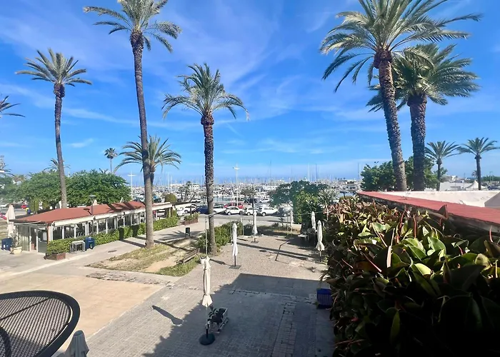 Entire Flat First Beach Line - Sea Views - Vilanova I Geltru