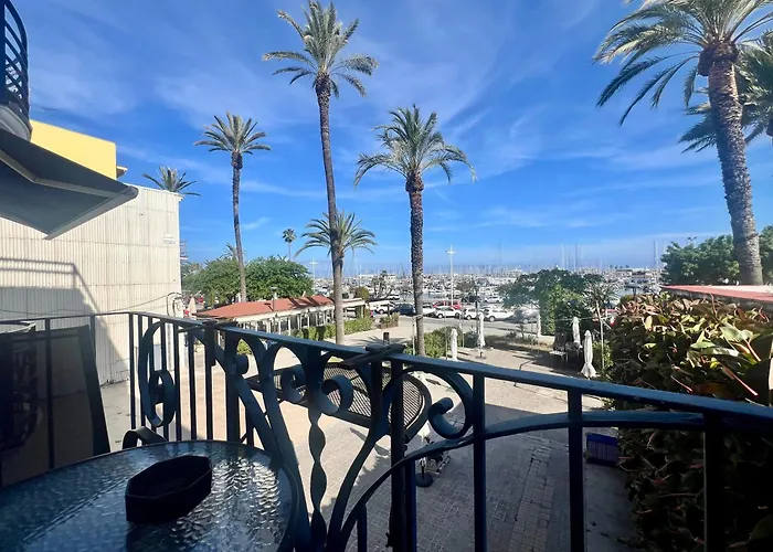 Entire Flat First Beach Line - Sea Views - Vilanova I Geltru