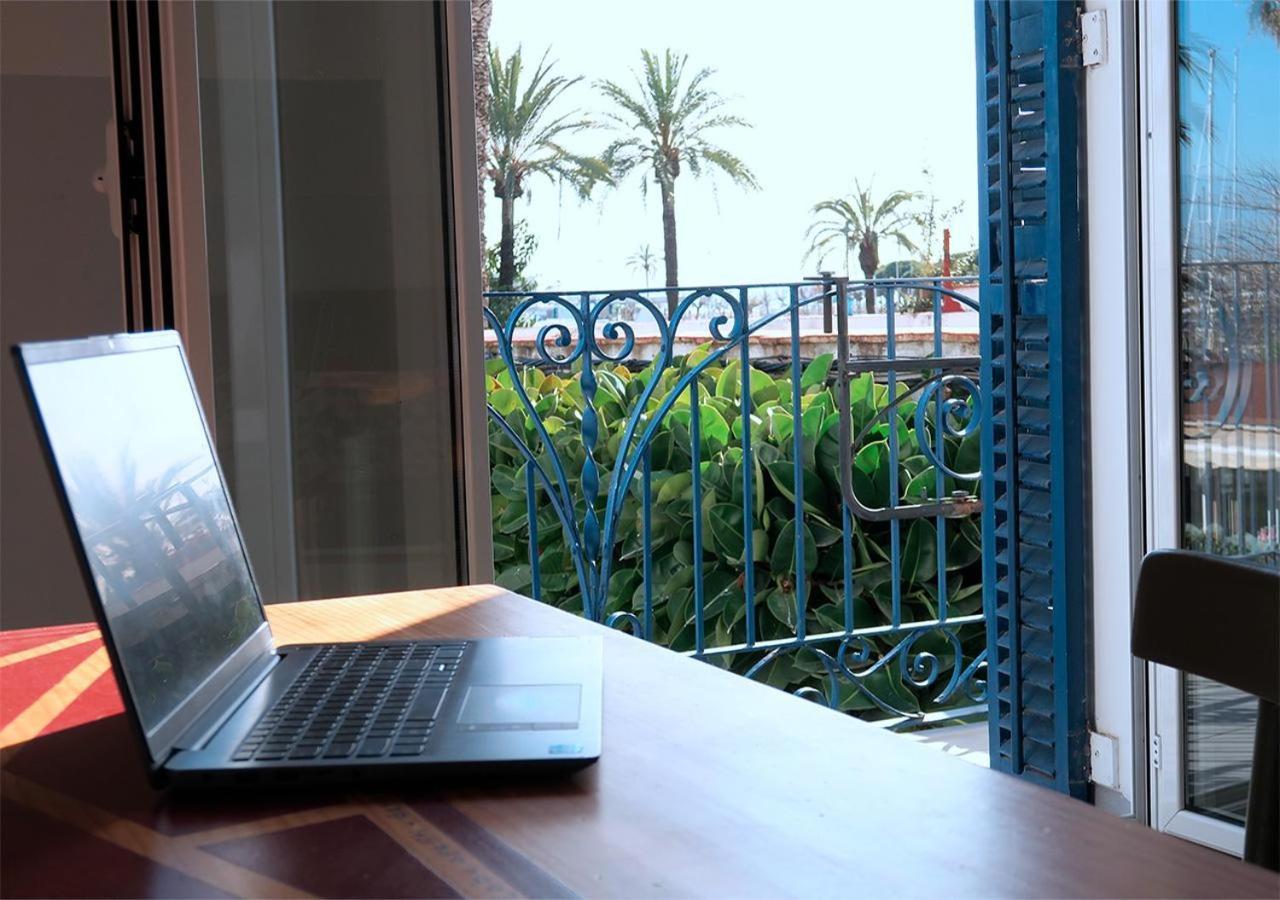 Entire Flat First Line - Sea Views - Vilanova I Geltru *